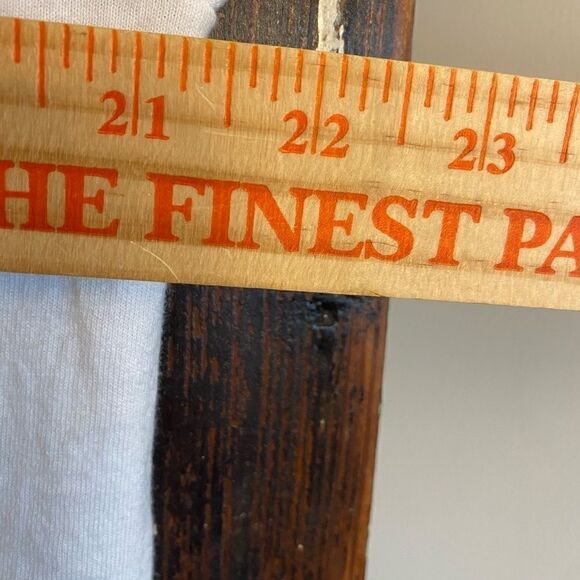 EUC Compton Hub City T-shirt. Size L. - Picture 7 of 7